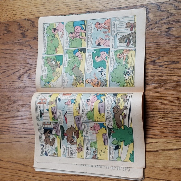 Vintage 60s Tom And Jerry Vol. 1 No. 202 Dell Comics Comic Book - Picture 9 of 15